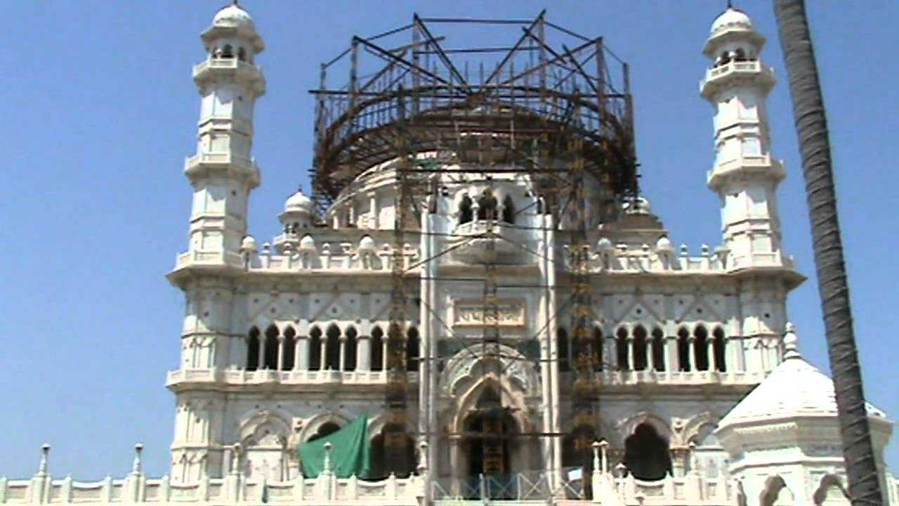 Radha Soami Samadhi Dayalbagh Photo 2