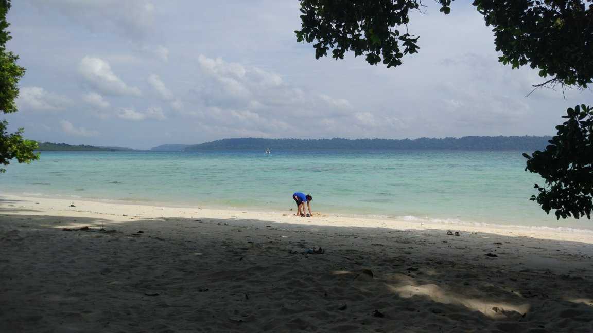 Govind Nagar Beach Photo 3