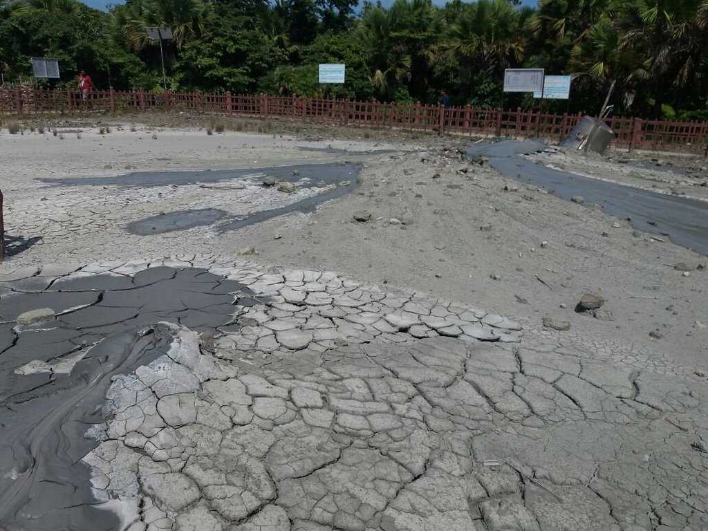 Mud Volcano Photo 2