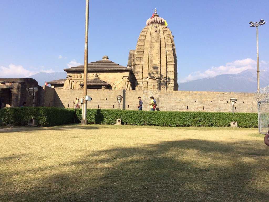 Shiva Temple Photo 4