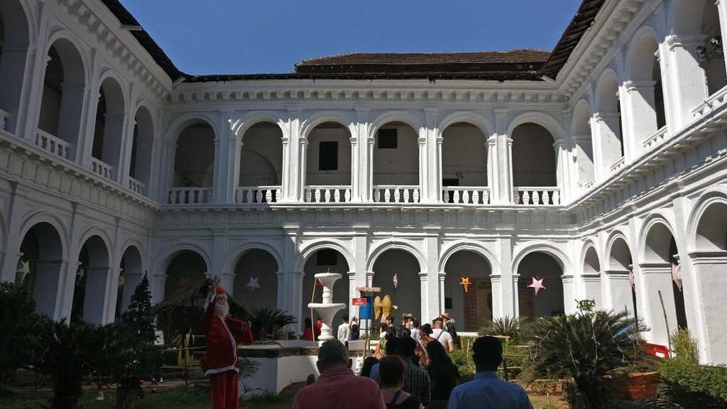 Basilica of Bom Jesus Photo 1