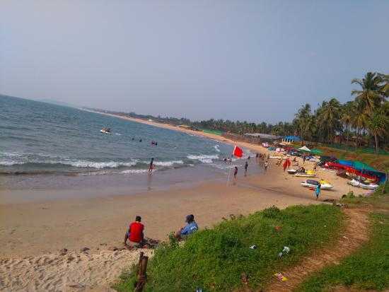 Sinquerim Beach Photo 2