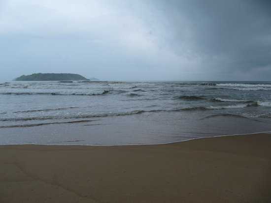 Velsao Beach Photo 3