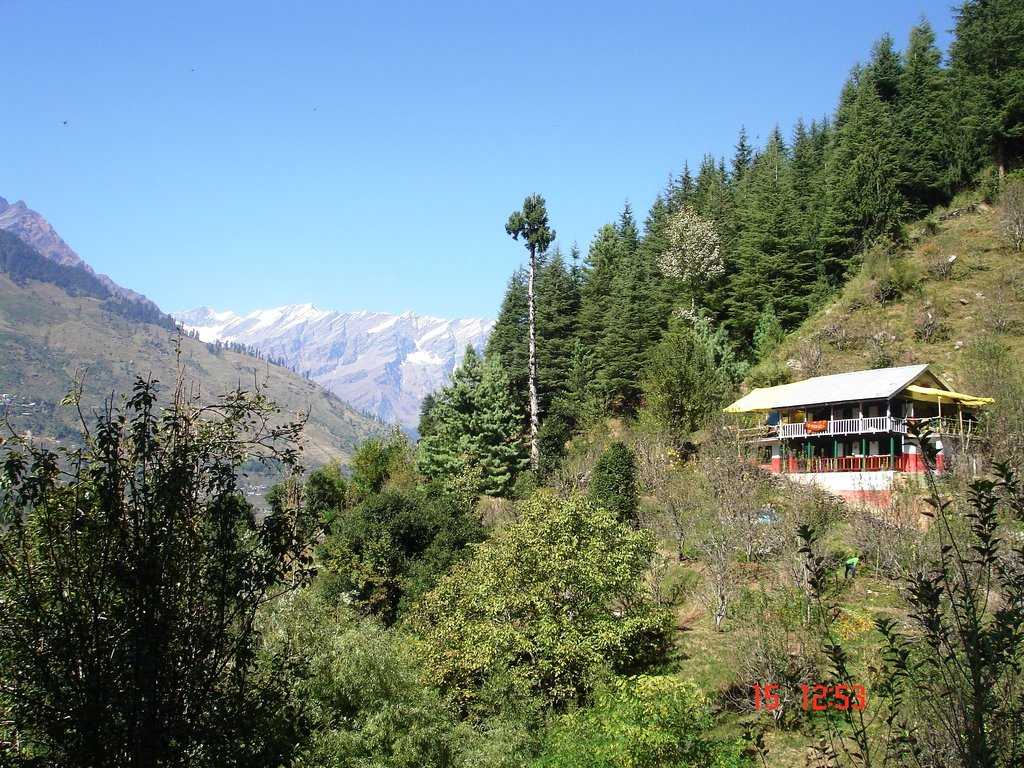 Jogini Waterfall Manali Photo 1