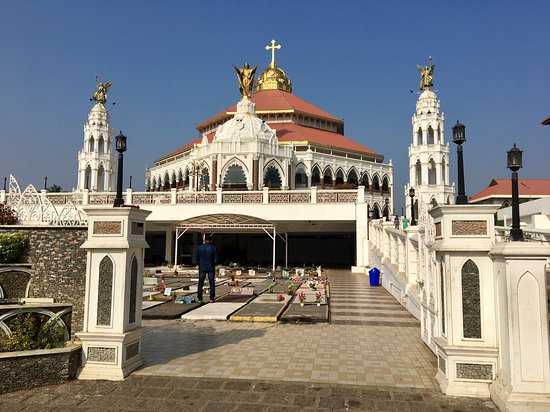 Edappally Church Complex