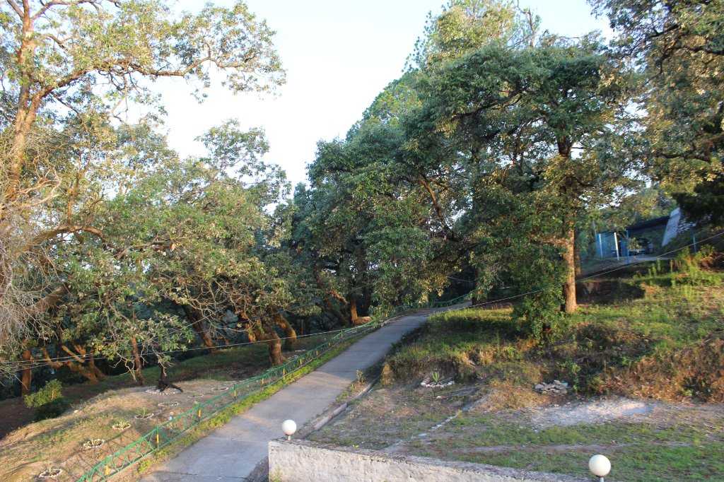 Garhwali Mess Photo 3