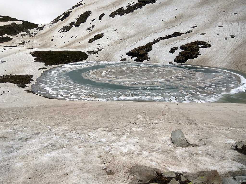 Bhrigu Lake Photo 1