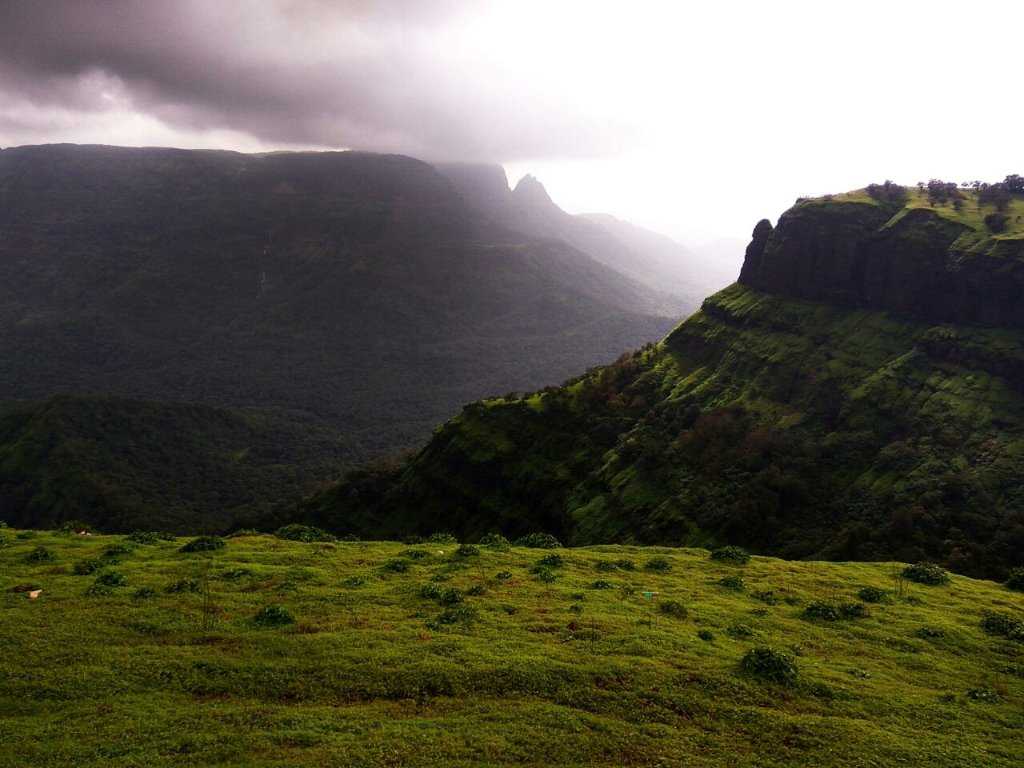 Alexander Point Photo 5