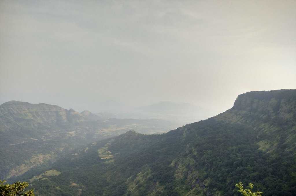 Alexander Point Photo 3