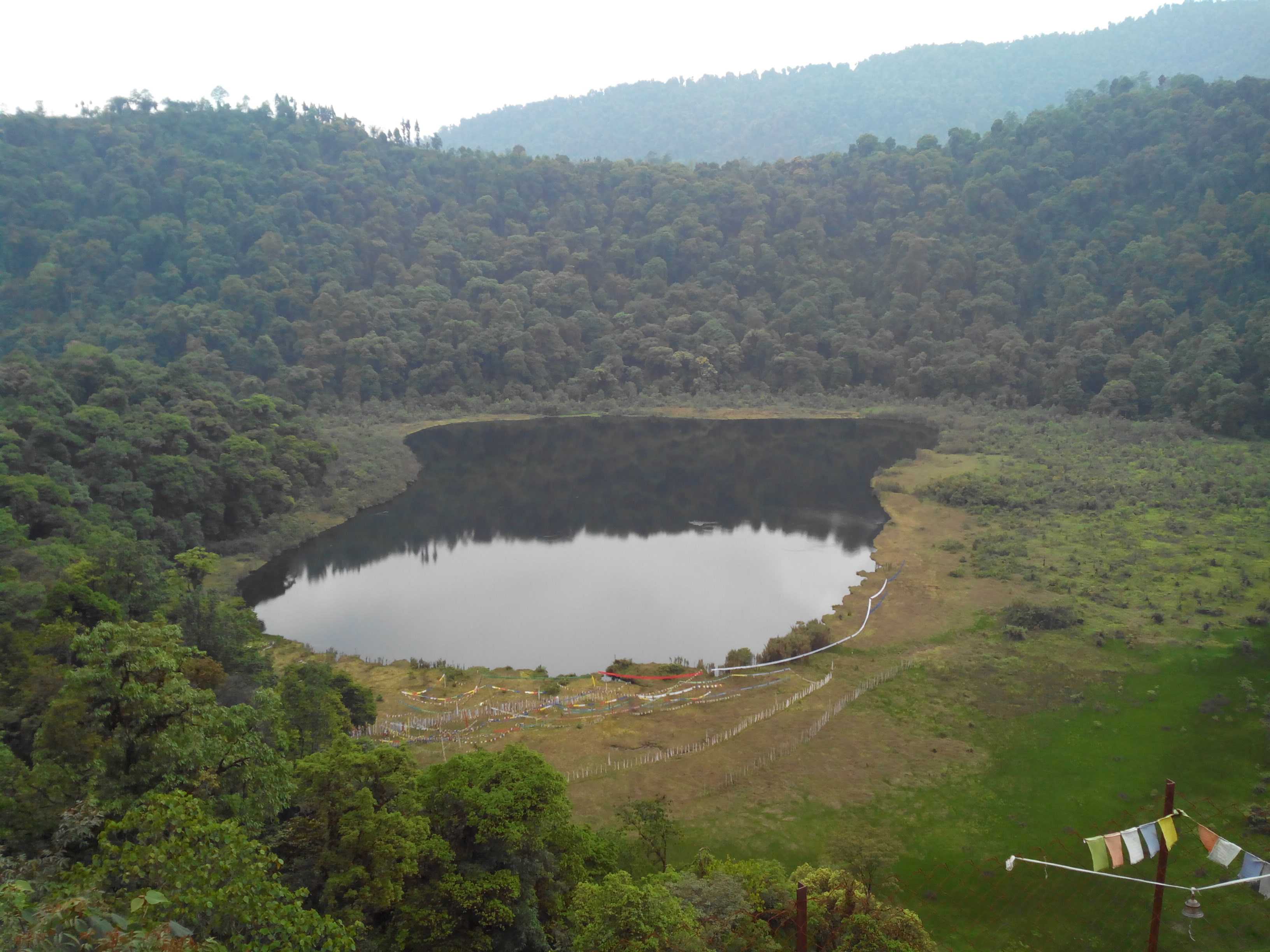 Khecheopalri Lake Pelling Photo 1