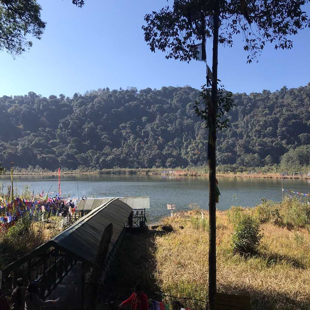 Khecheopalri Lake Pelling Photo 2