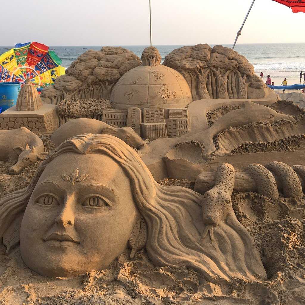 Konark Beach Photo 2