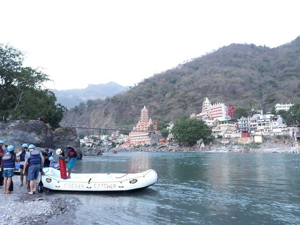 Laxman Jhula Bridge Photo 2