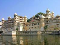 Pichola Lake Photo 4